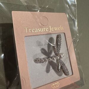 Silver and Pear Drangonfly Ring with Crystal Embellishments